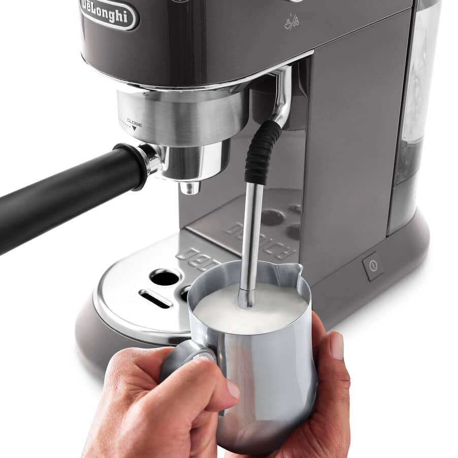 Machine à café delonghi Dedica Arte